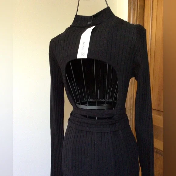 ZARA WOMAN FW23 RIBBED CUT-OUT DRESS BLACK Slit detail back Medium, new with tag - Picture 6 of 11